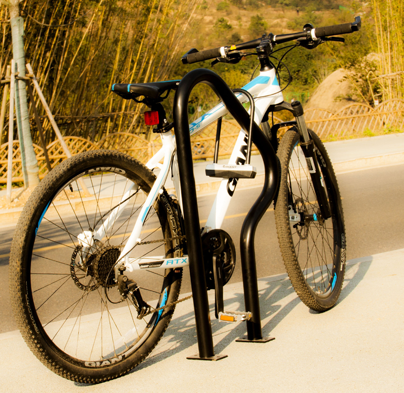 Svart stål buet syklus Pullert sykkelskap rack syklus